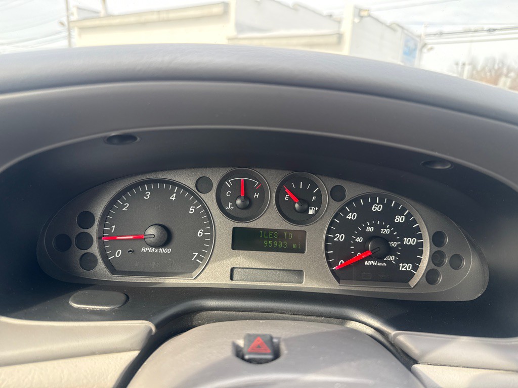 2006 Ford Taurus Image 14