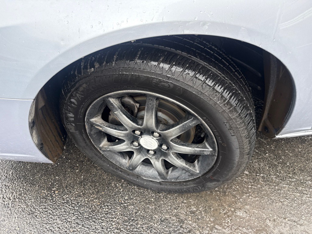 2006 Buick Lucerne Image 16