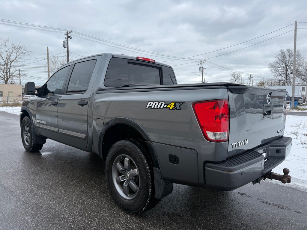 2014 Nissan Titan Image 5