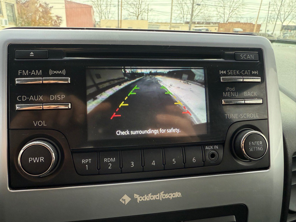 2014 Nissan Titan Image 15