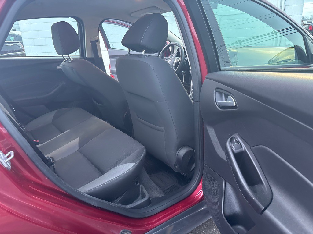 2014 Ford Focus Image 13