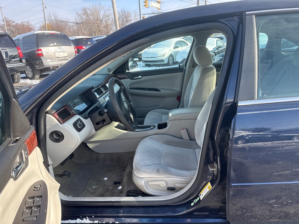 2008 Chevrolet Impala Image 10