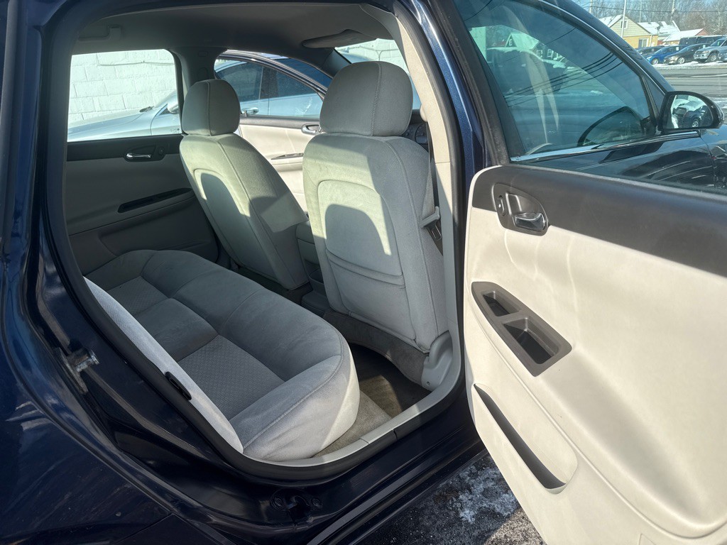 2008 Chevrolet Impala Image 13