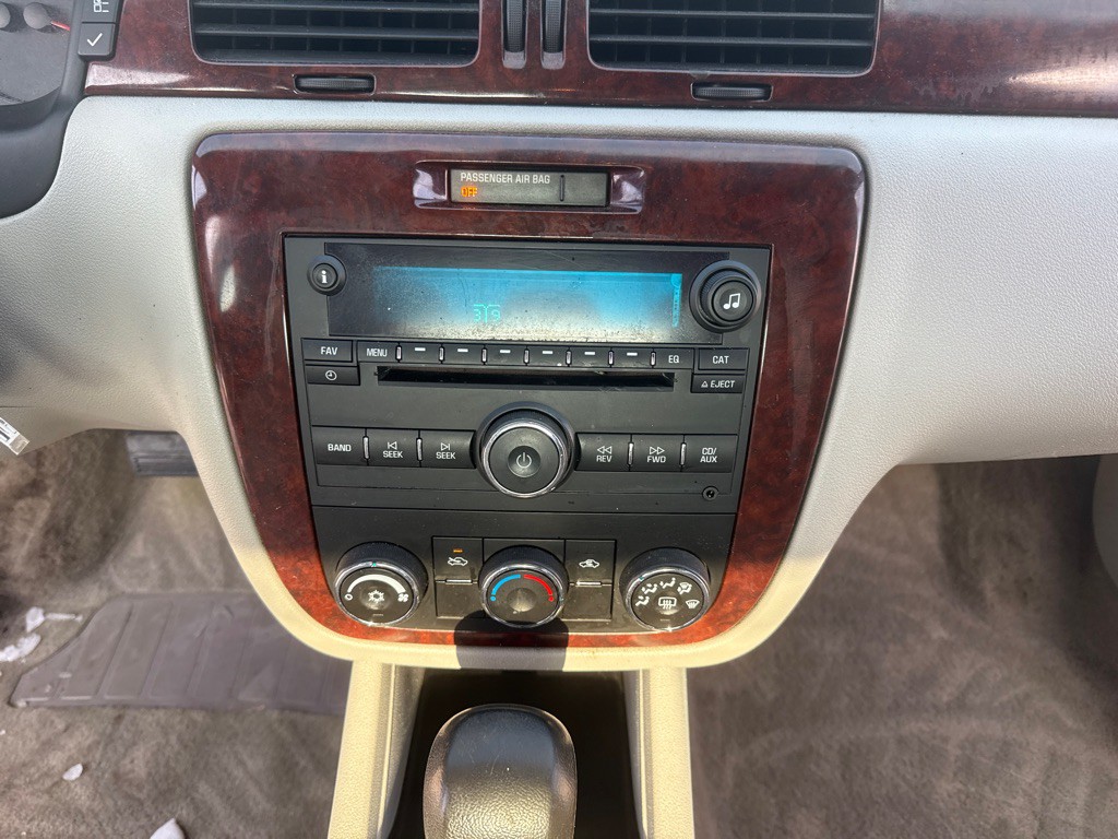 2008 Chevrolet Impala Image 15