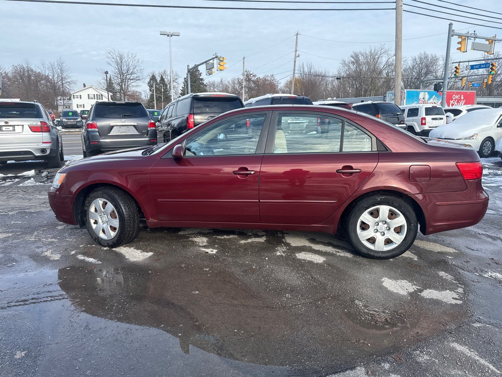 2010 Hyundai Sonata Image 5