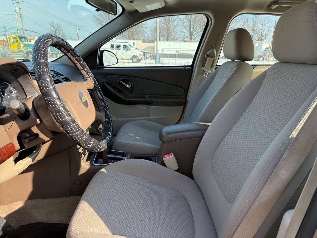 2006 Chevrolet Malibu Image 9