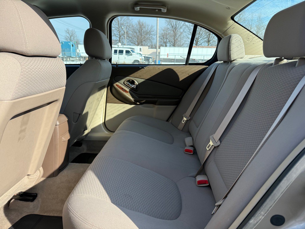 2006 Chevrolet Malibu Image 12