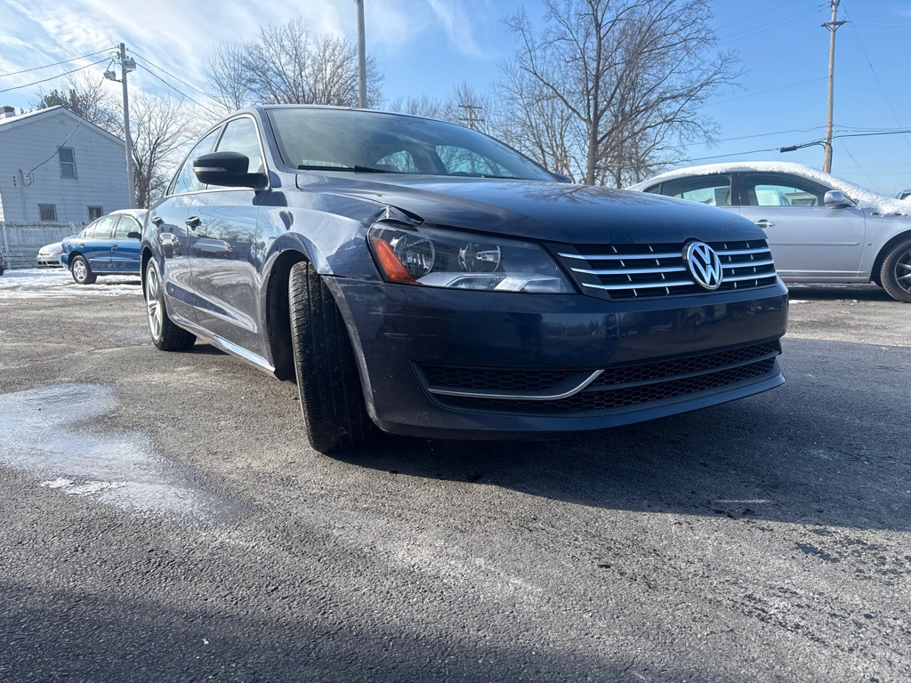 2015 Volkswagen Passat Image 3