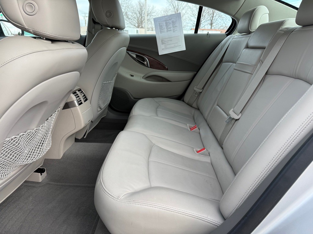 2011 Buick Lacrosse Image 12