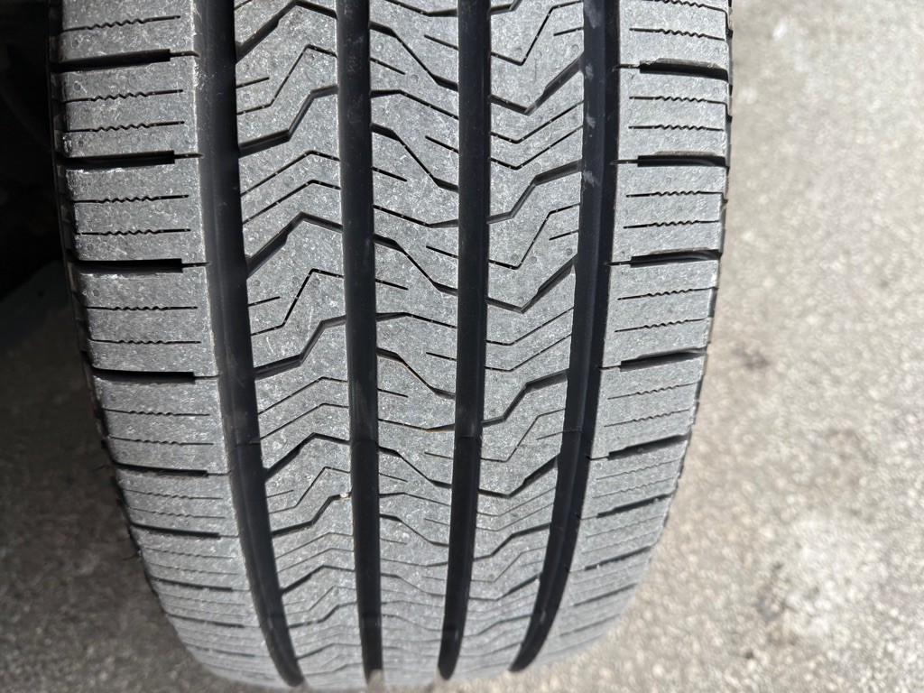 2011 Buick Lacrosse Image 16