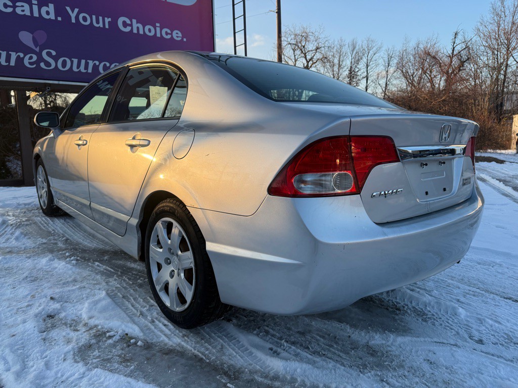 2011 Honda Civic Image 5