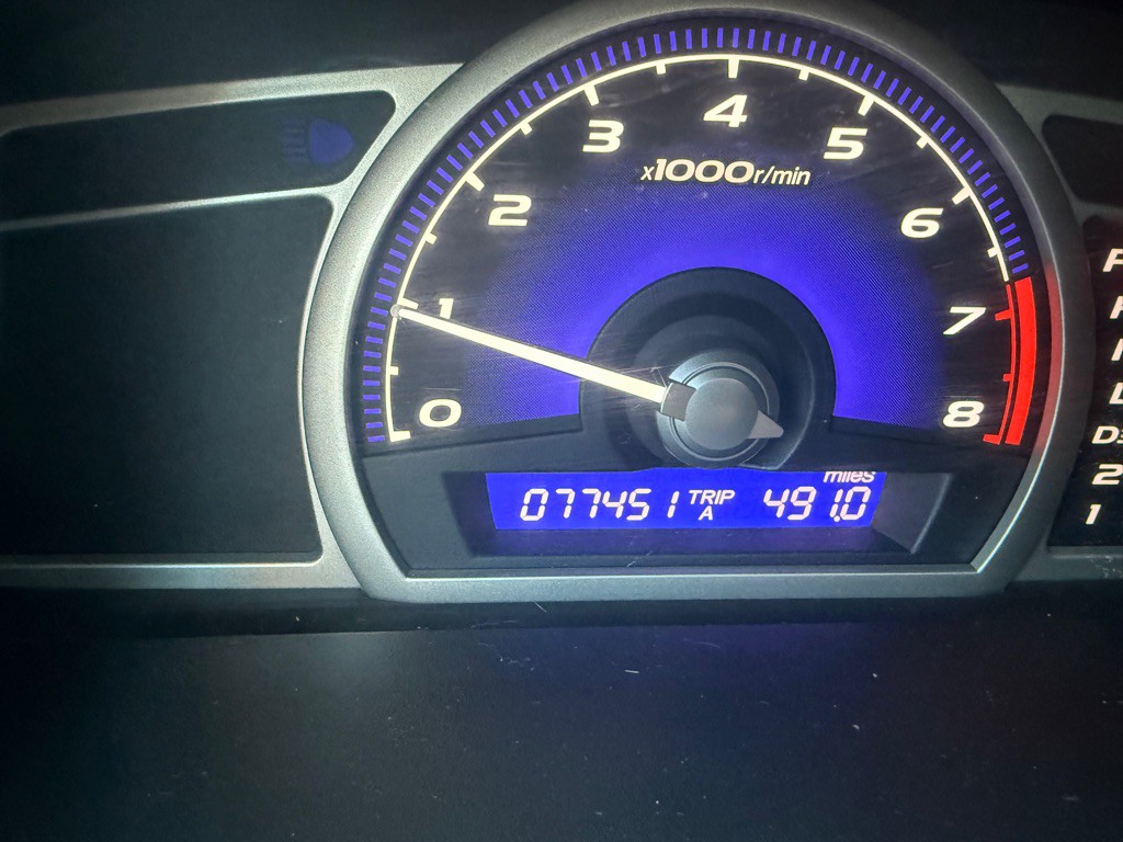 2011 Honda Civic Image 12