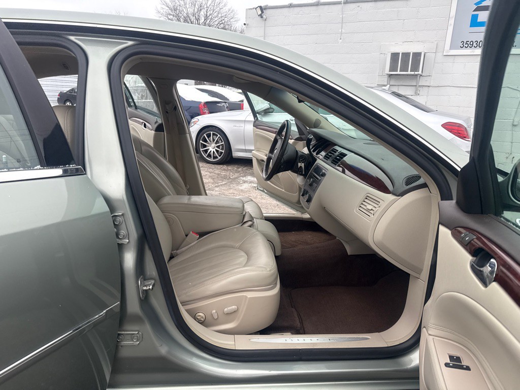 2007 Buick Lucerne Image 11