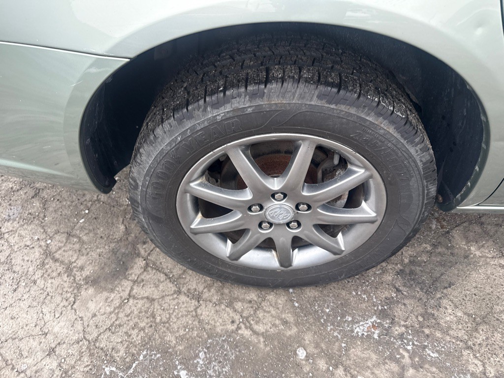 2007 Buick Lucerne Image 17