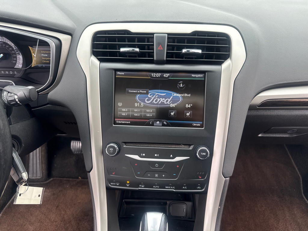 2014 Ford Fusion Image 15