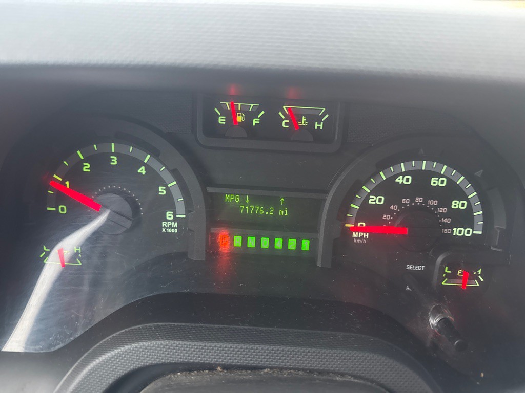 2017 Ford Econoline Image 14