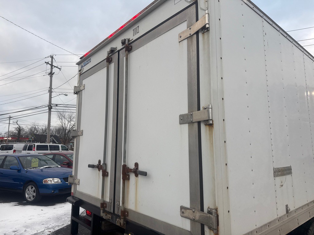 2017 Ford Econoline Image 20