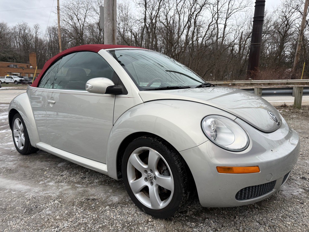 2009 Volkswagen Beetle Image 11