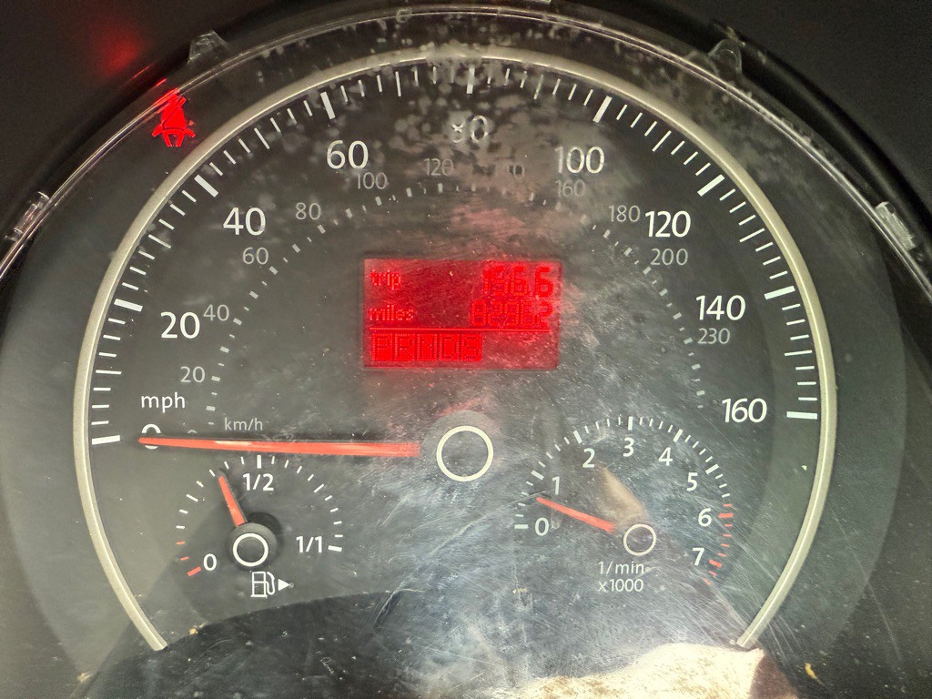 2009 Volkswagen Beetle Image 13