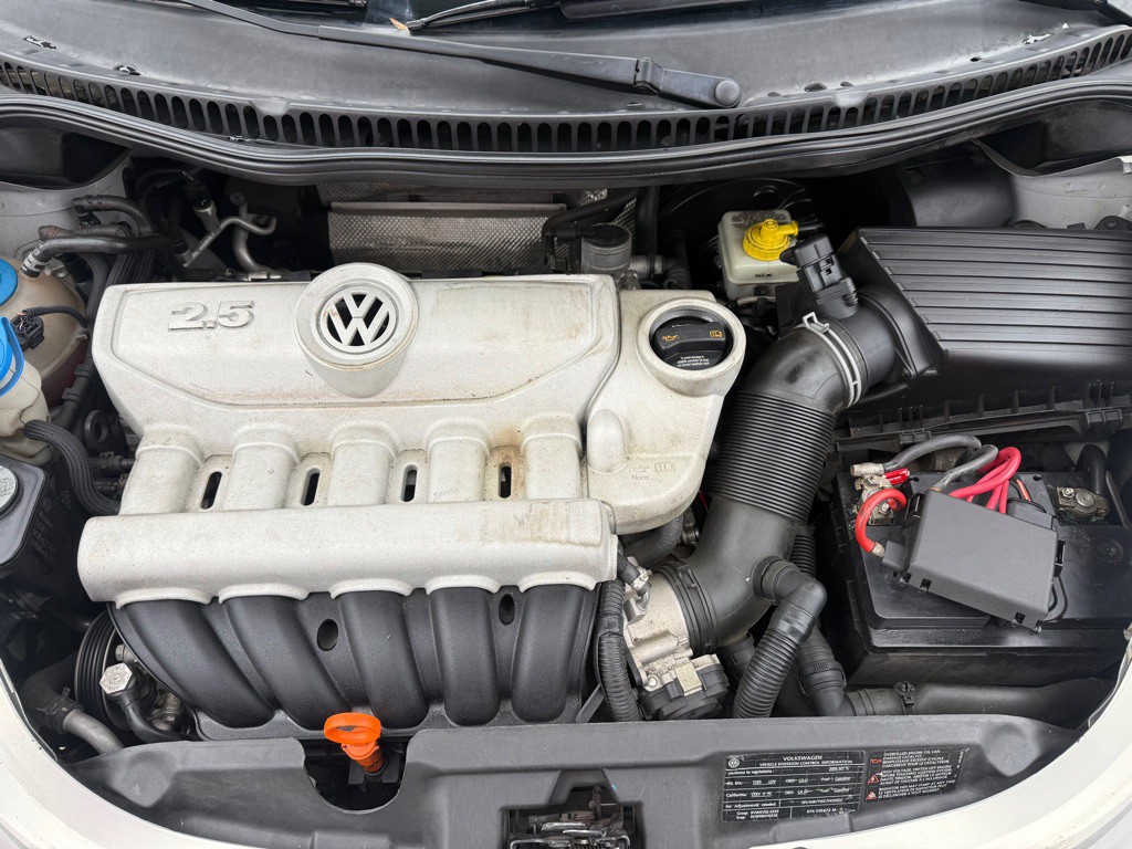 2009 Volkswagen Beetle Image 15