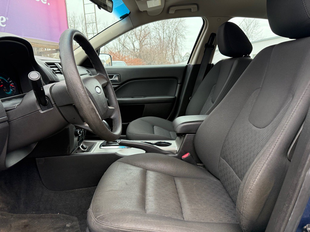 2010 Ford Fusion Image 8