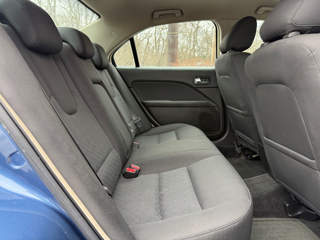 2010 Ford Fusion Image 10