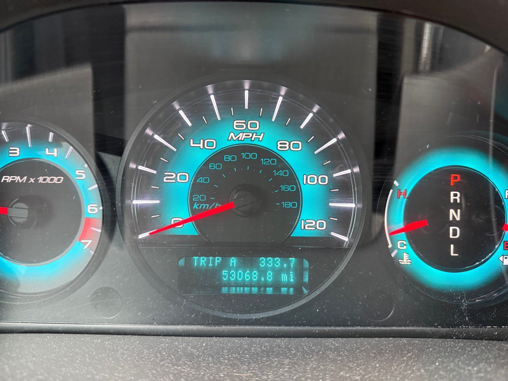 2010 Ford Fusion Image 12