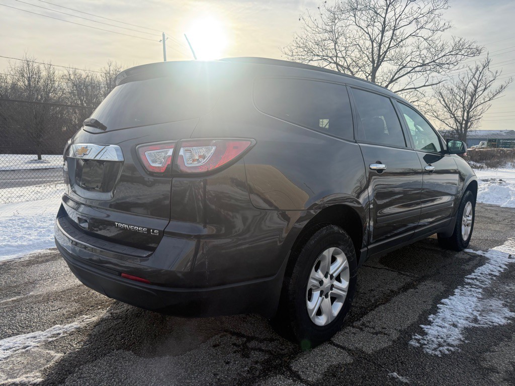 2016 Chevrolet Traverse Image 3