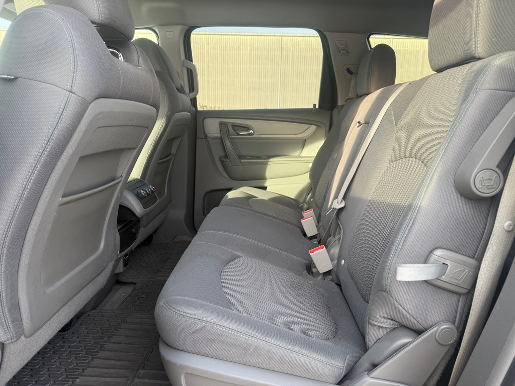 2016 Chevrolet Traverse Image 11