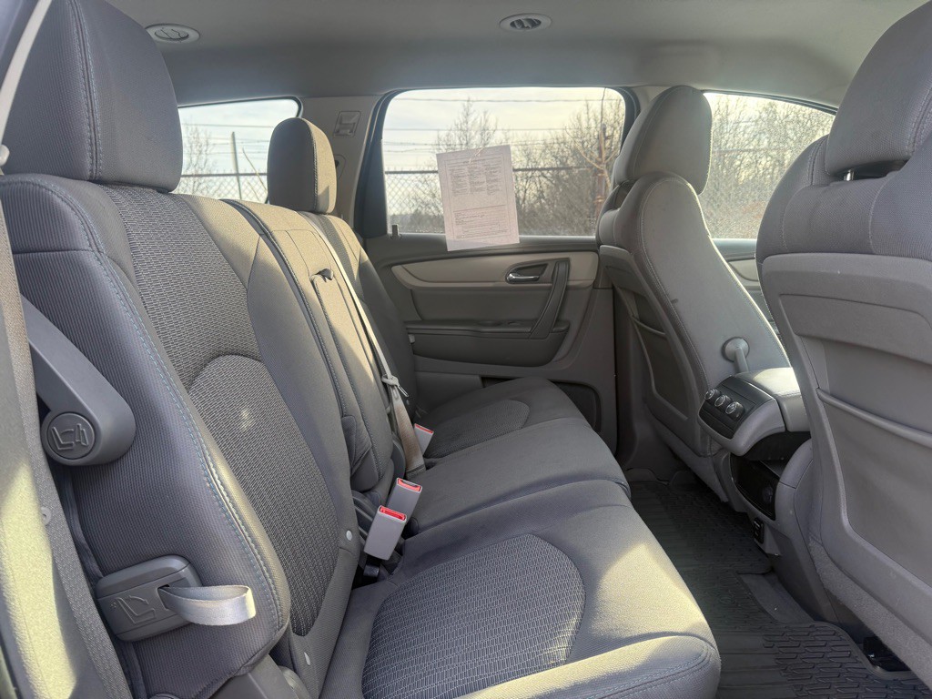 2016 Chevrolet Traverse Image 12