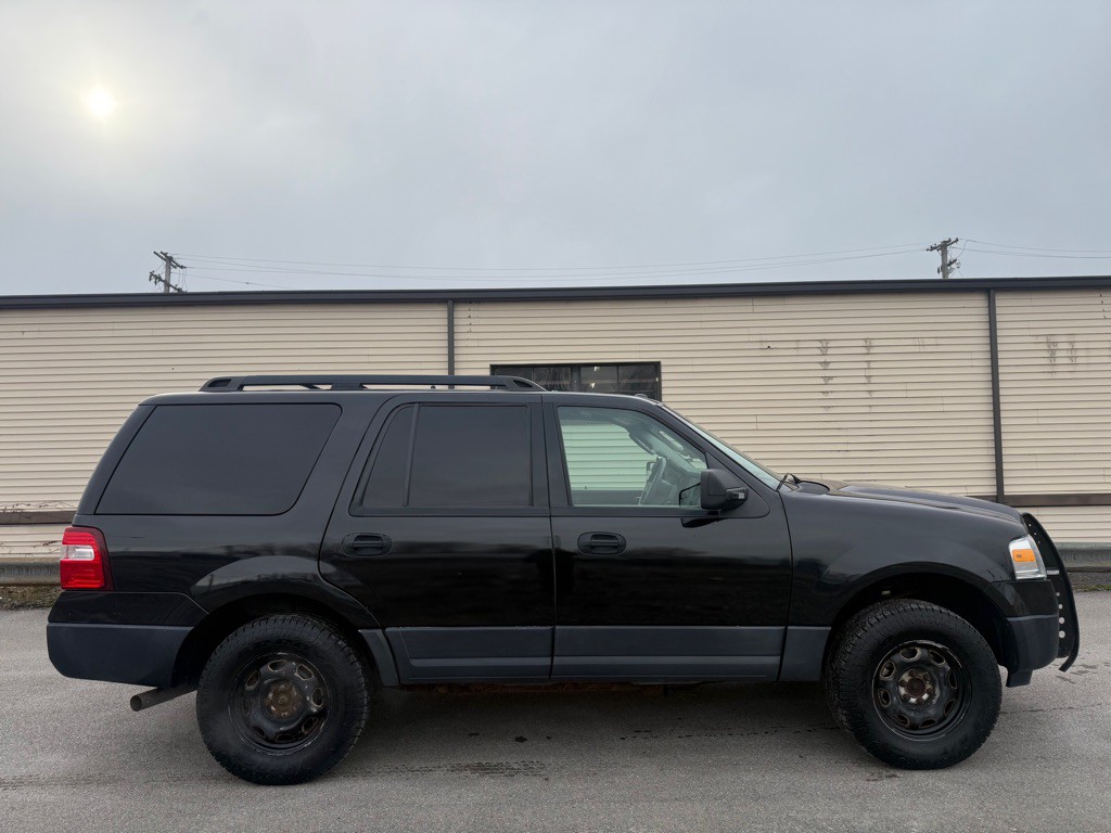 2012 Ford Expedition Image 2
