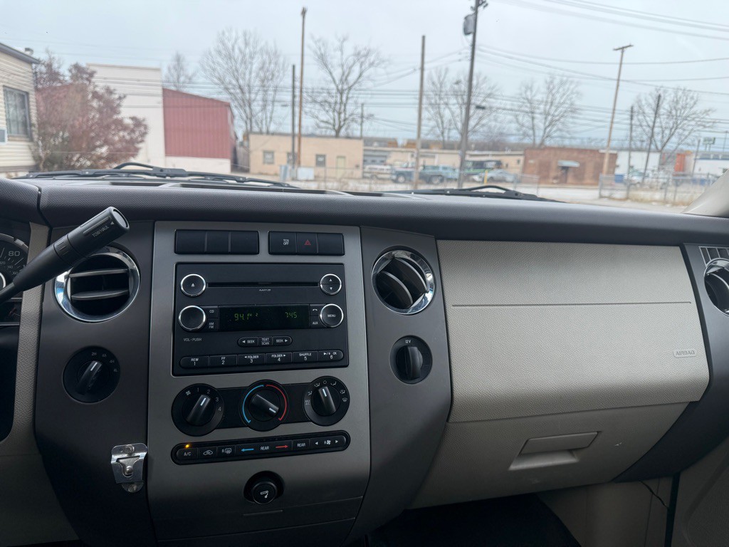 2012 Ford Expedition Image 14