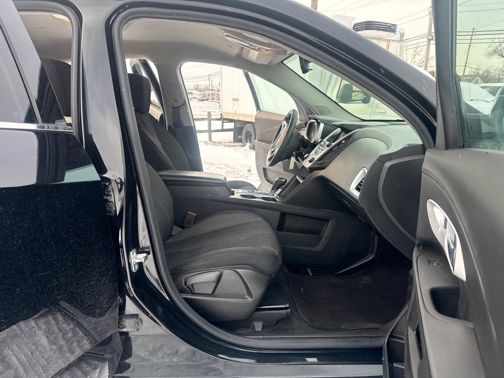 2016 Chevrolet Equinox Image 11