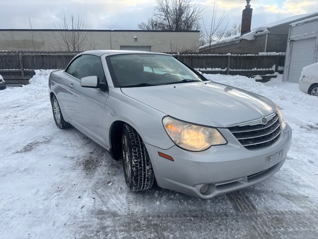 2009 Chrysler Sebring Image 3