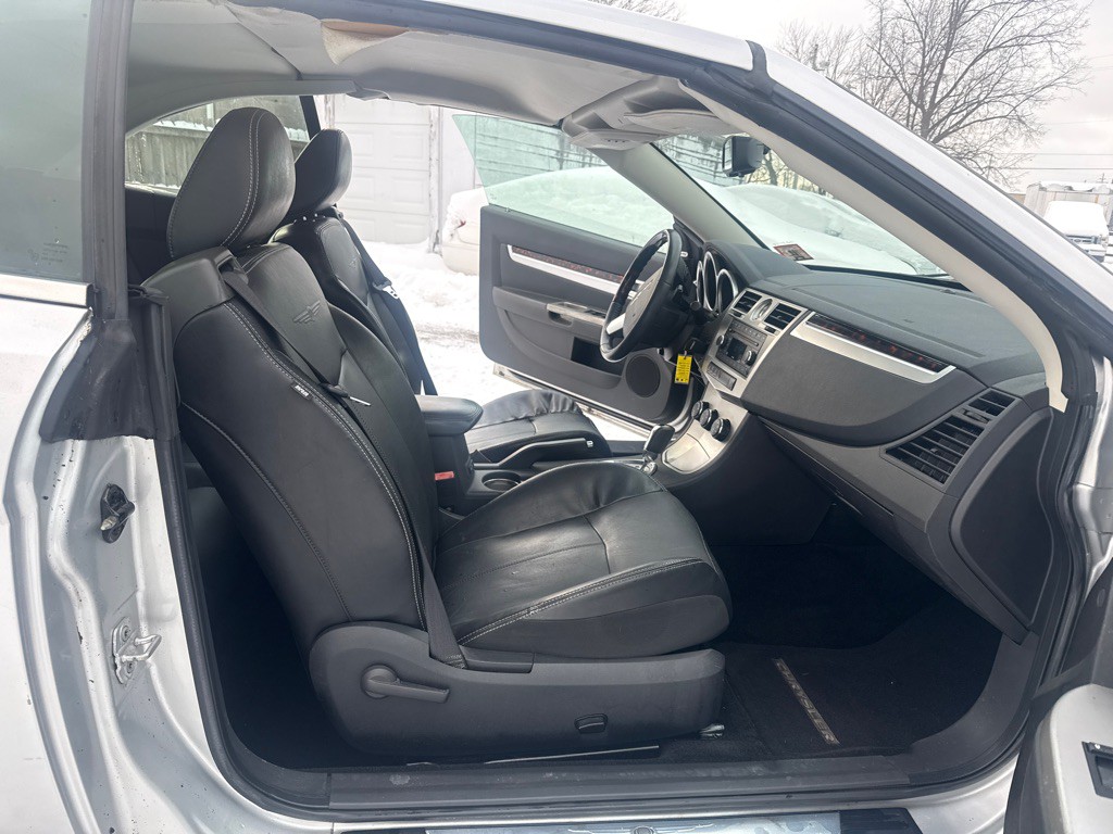 2009 Chrysler Sebring Image 10