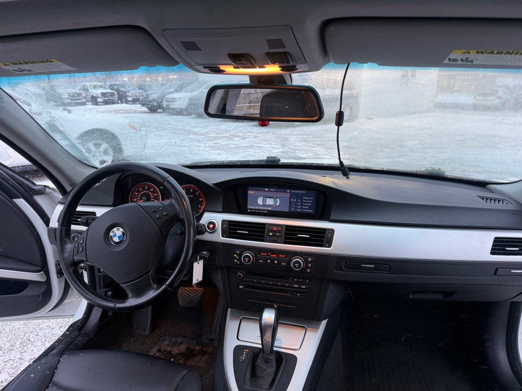 2007 BMW 3 Series Image 9