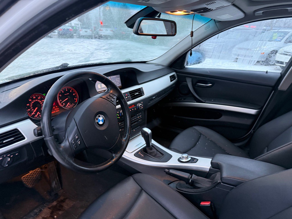 2007 BMW 3 Series Image 14