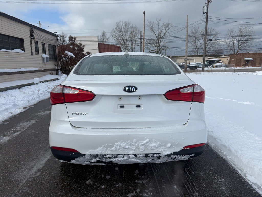 2015 Kia Forte Image 4
