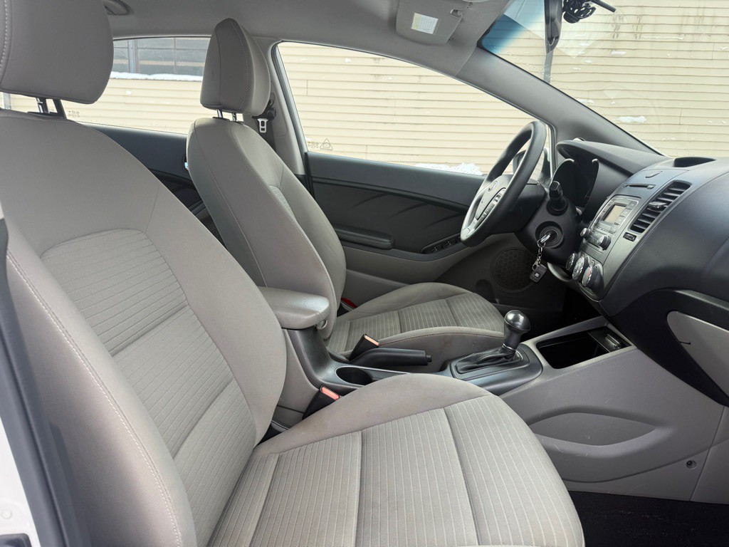 2015 Kia Forte Image 10