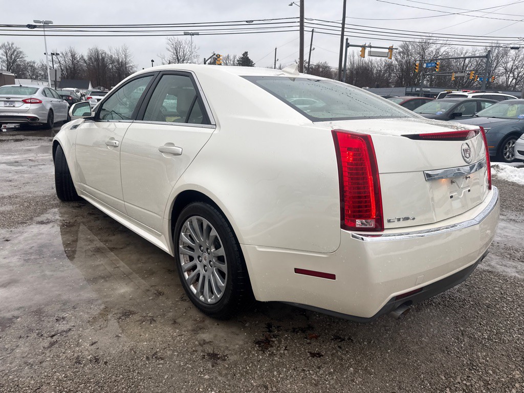 2010 Cadillac CTS Image 8