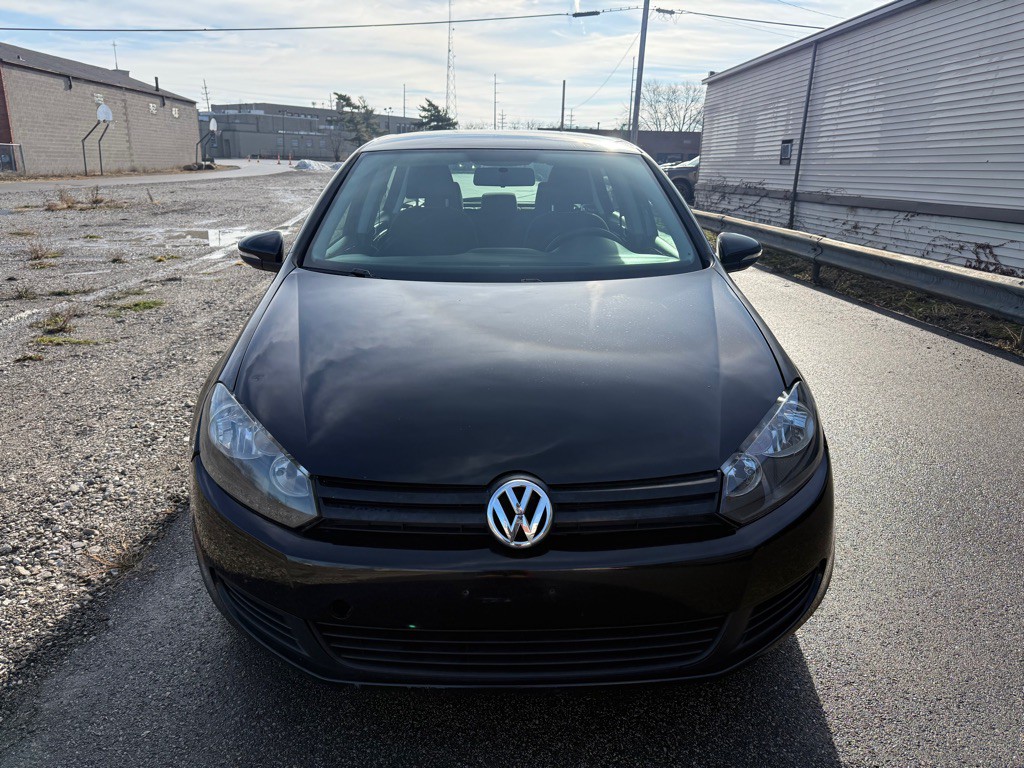 2013 Volkswagen Golf Image 8