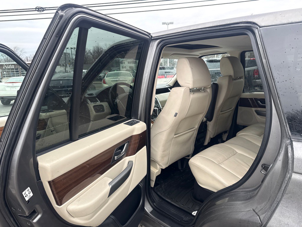 2008 Land Rover Range Rover Sport Image 12