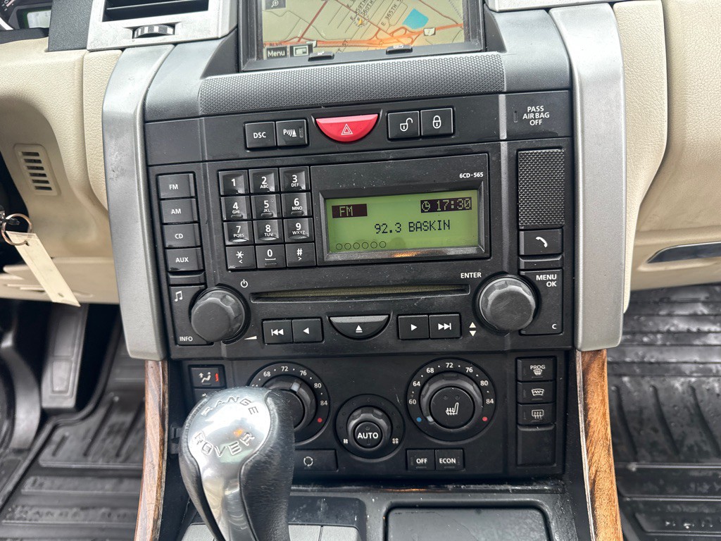 2008 Land Rover Range Rover Sport Image 17