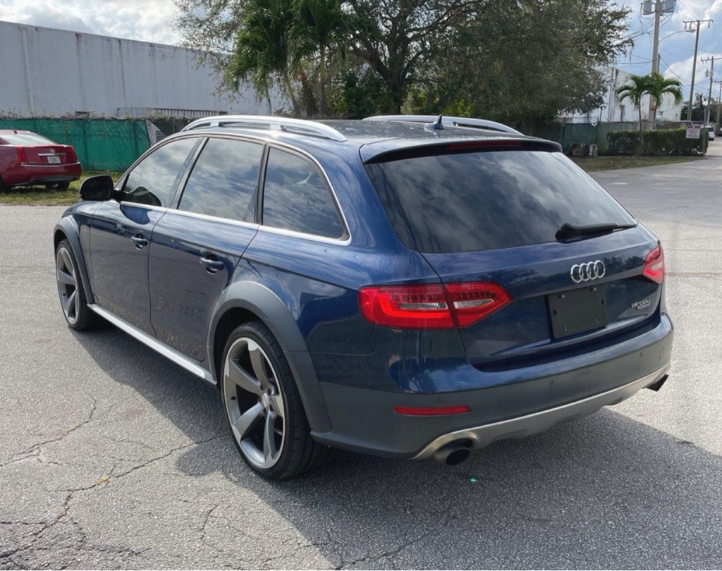 2015 Audi A4 Image 6