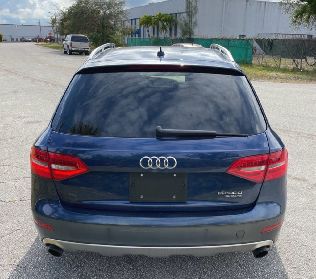 2015 Audi A4 Image 7