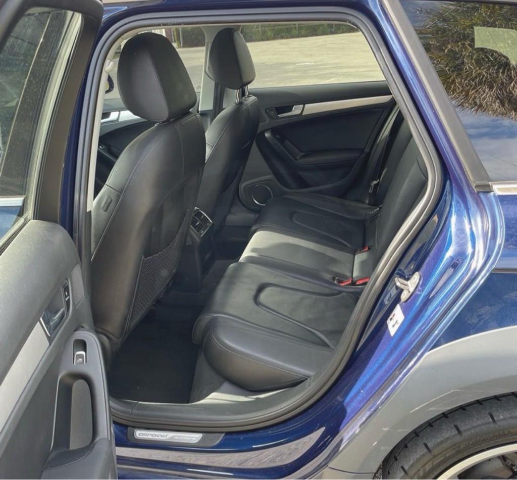 2015 Audi A4 Image 12