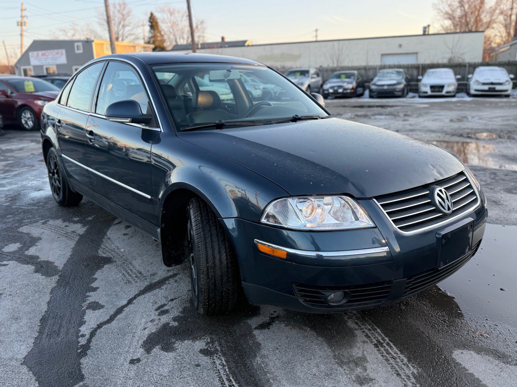 2005 Volkswagen Passat Image 3