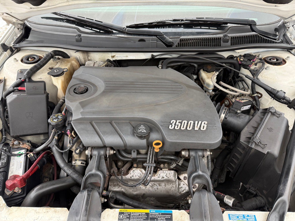 2010 Chevrolet Impala Image 15