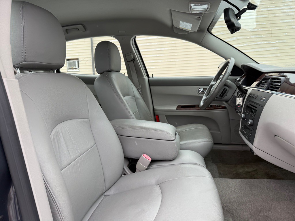 2008 Buick Lacrosse Image 10