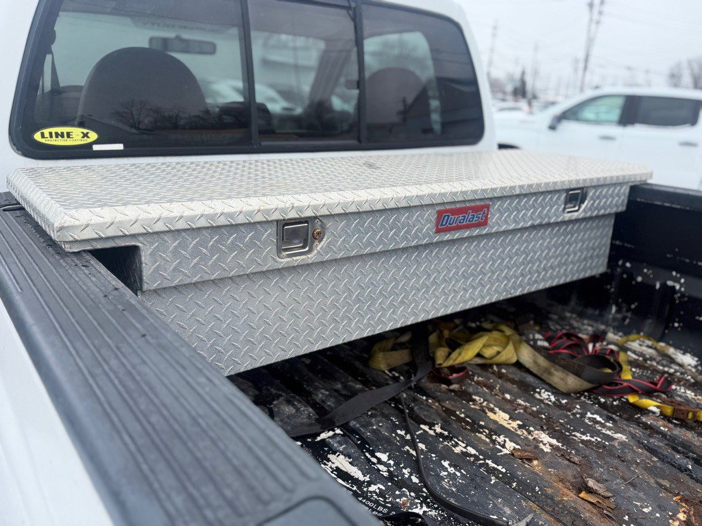 2009 Ford F-350 Image 20